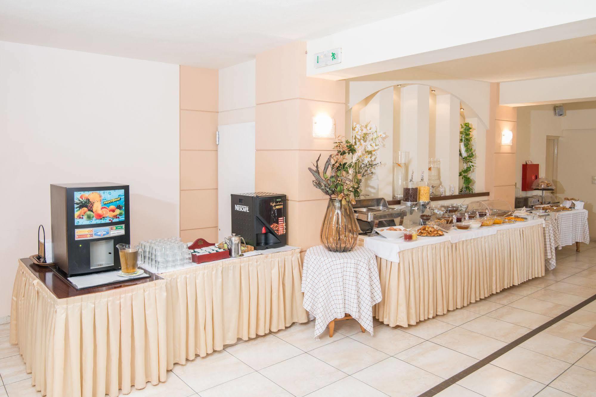 Regina Mare Hotel Katerini Exterior photo